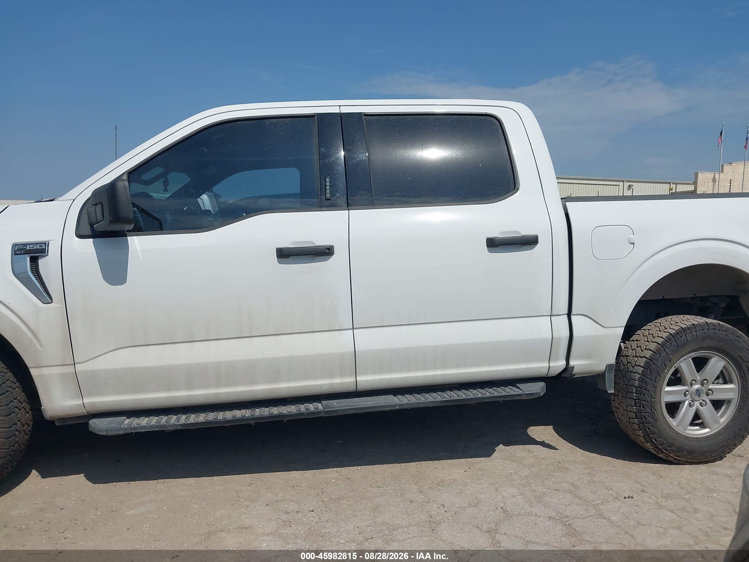 2023 FORD F-150 XLT