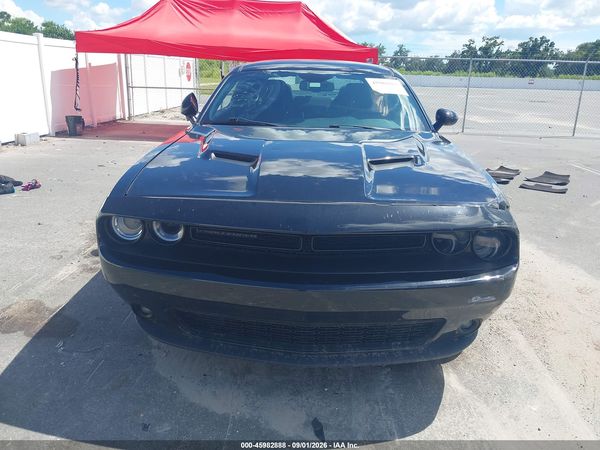 2018 DODGE CHALLENGER SXT
