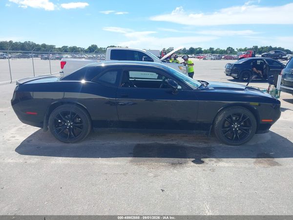 2018 DODGE CHALLENGER SXT