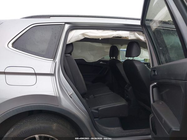 2021 VOLKSWAGEN TIGUAN — I8