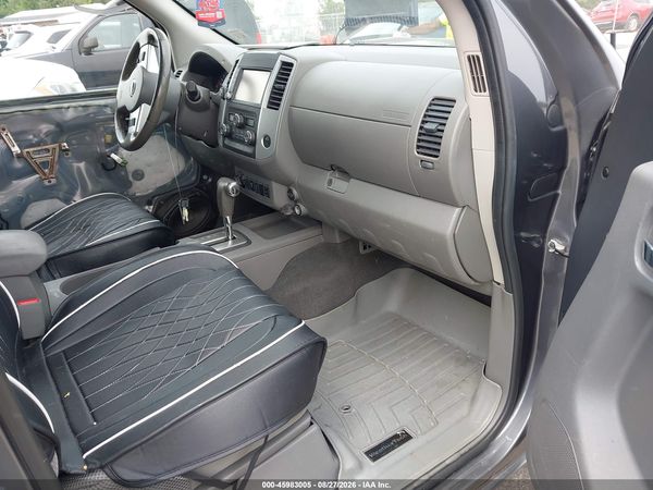2019 NISSAN FRONTIER SV