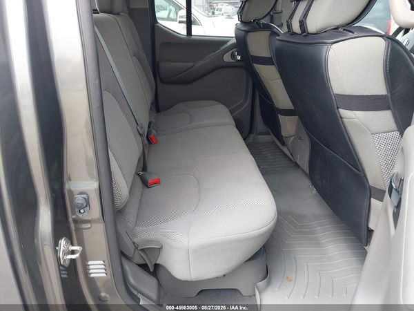 2019 NISSAN FRONTIER SV
