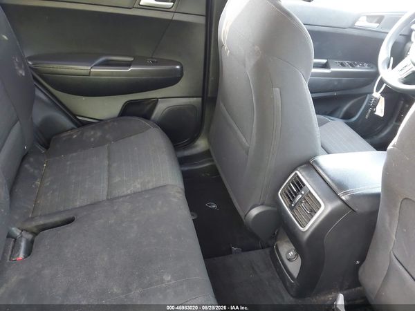 2018 KIA SPORTAGE LX — I8