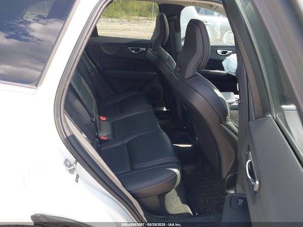 2021 VOLVO XC60 T5 INSCRIPTION — I8
