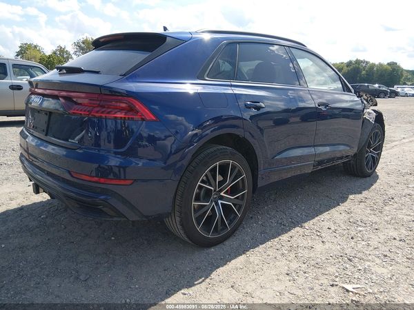 2019 AUDI Q8 55 PREMIUM — I4