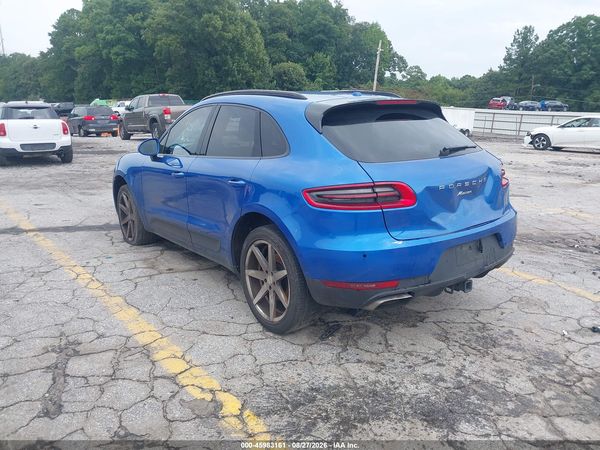 2017 PORSCHE MACAN — I3