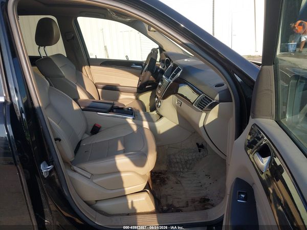 2014 MERCEDES-BENZ ML 350 — I5