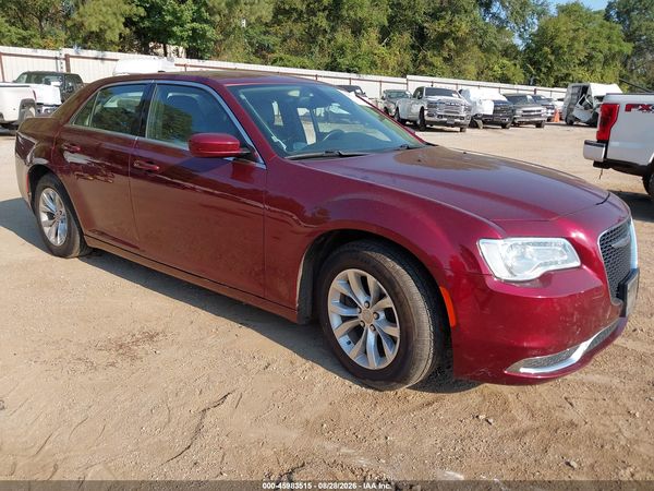 2016 CHRYSLER 300 LIMITED — I1