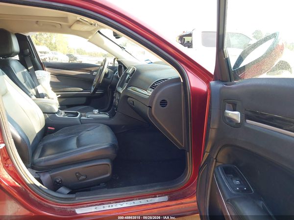 2016 CHRYSLER 300 LIMITED — I5