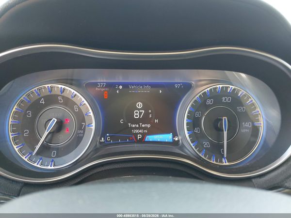 2016 CHRYSLER 300 LIMITED — I7