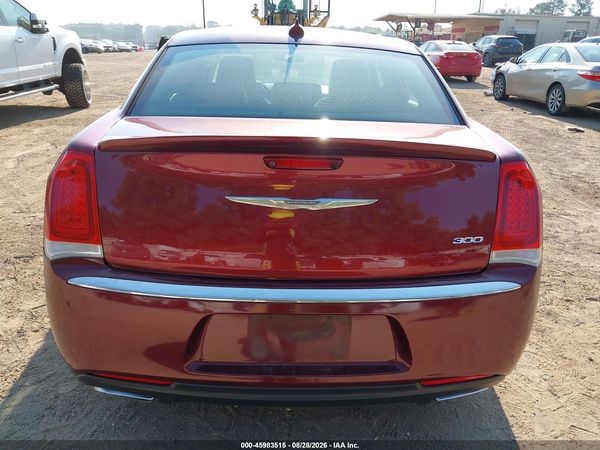 2016 CHRYSLER 300 LIMITED — I119