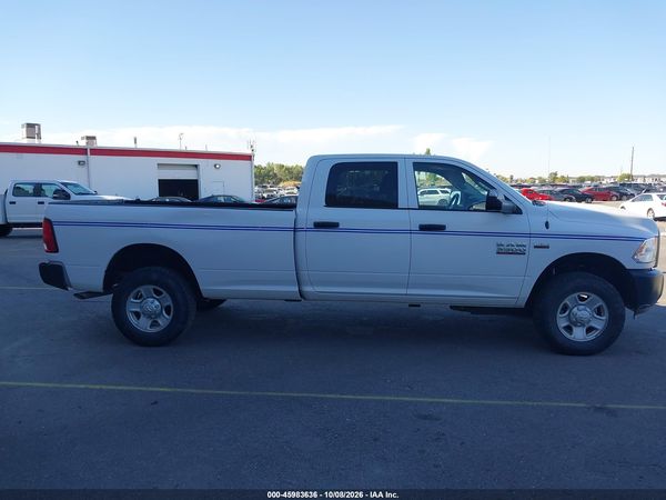 2017 RAM 3500 TRADESMAN  4X4 8' BOX — I116