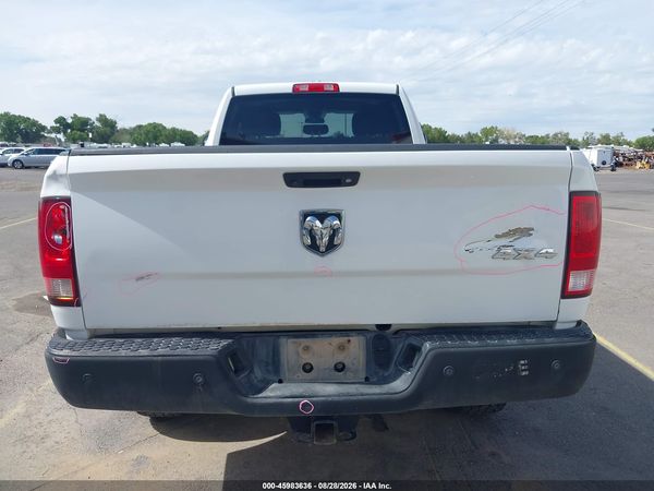 2017 RAM 3500 TRADESMAN  4X4 8' BOX — I119