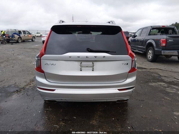 2016 VOLVO XC90 T5 MOMENTUM — I119