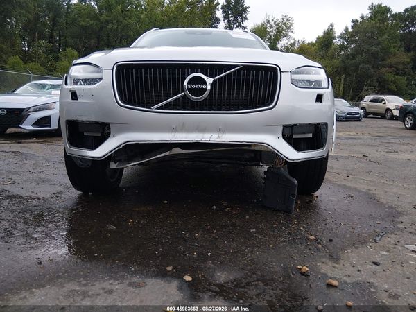 2016 VOLVO XC90 T5 MOMENTUM — I152