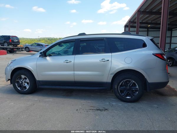2016 CHEVROLET TRAVERSE LT — I117