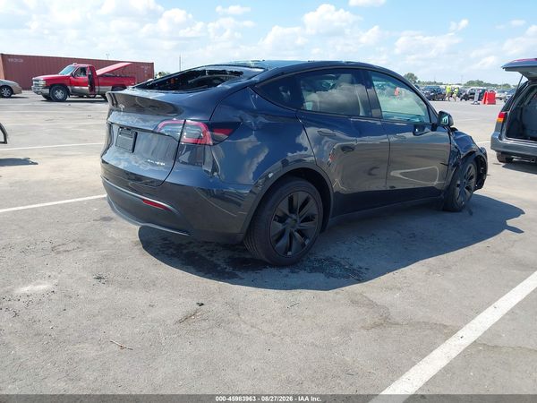 2025 TESLA MODEL Y — I4