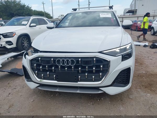 2026 AUDI Q8
