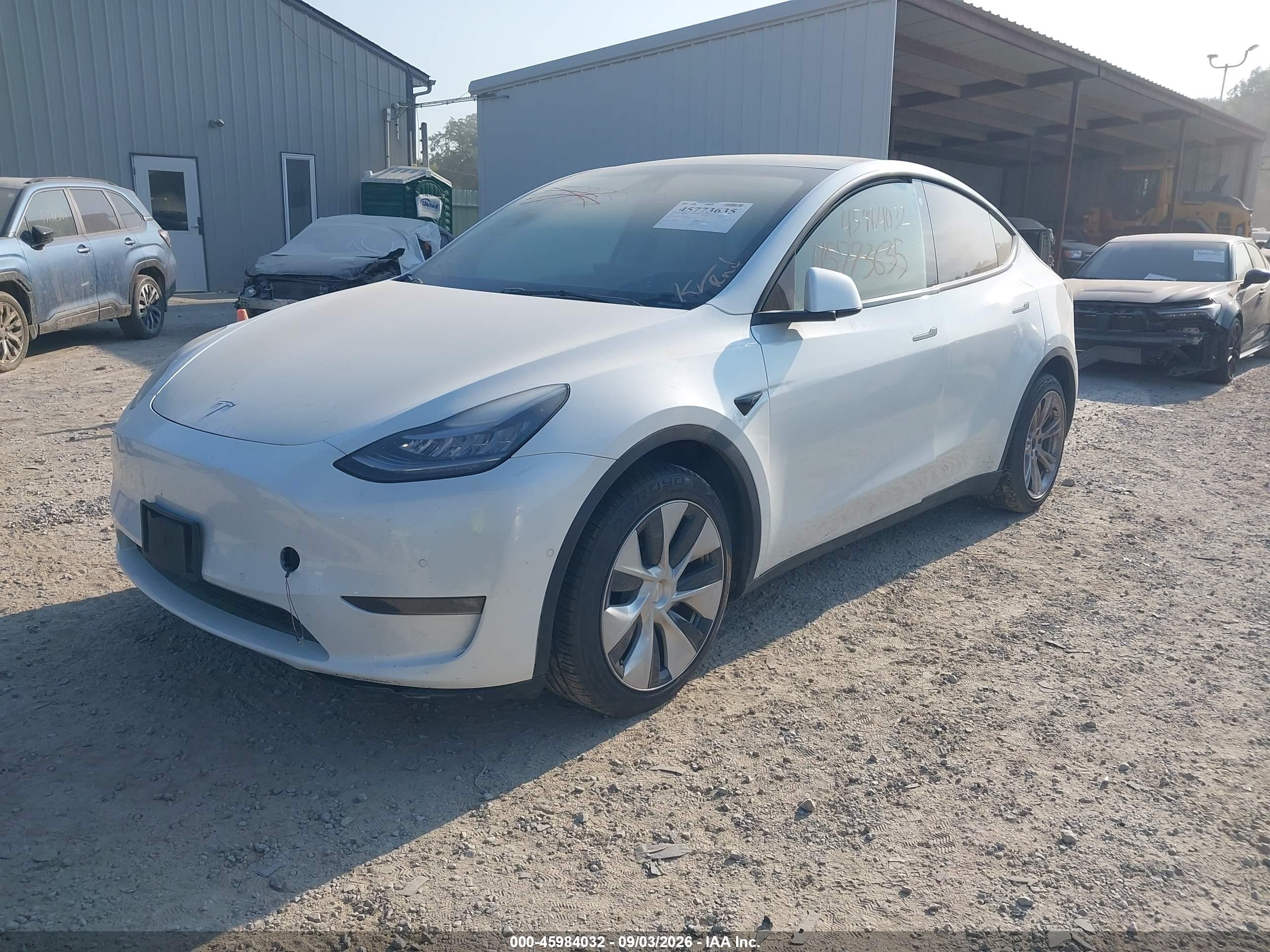 2021 TESLA MODEL Y — I2