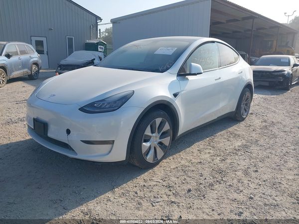 2021 TESLA MODEL Y — I2