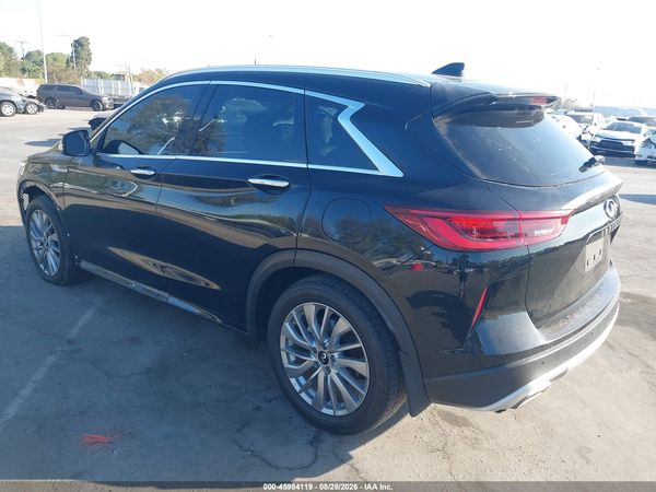 2023 INFINITI QX50 LUXE — I3