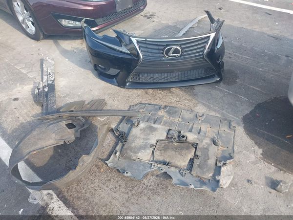 2016 LEXUS IS 200T