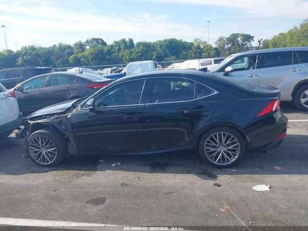 2016 LEXUS IS 200T