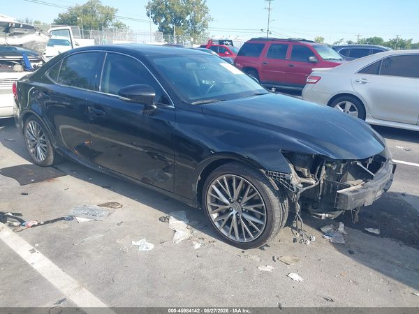 2016 LEXUS IS 200T