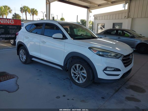 2017 HYUNDAI TUCSON SE