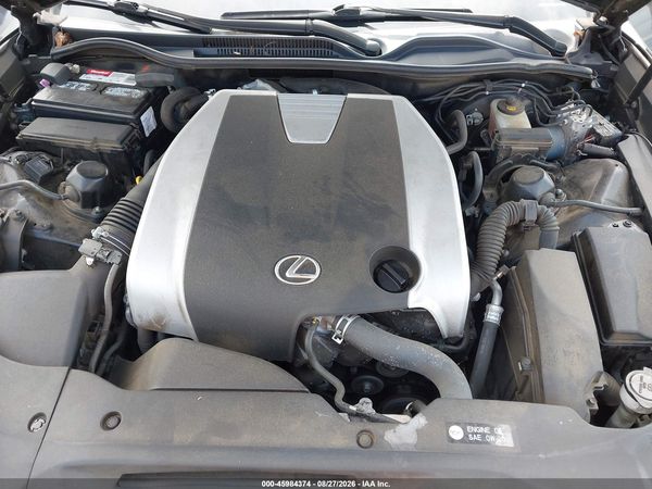 2016 LEXUS RC 350 — I10