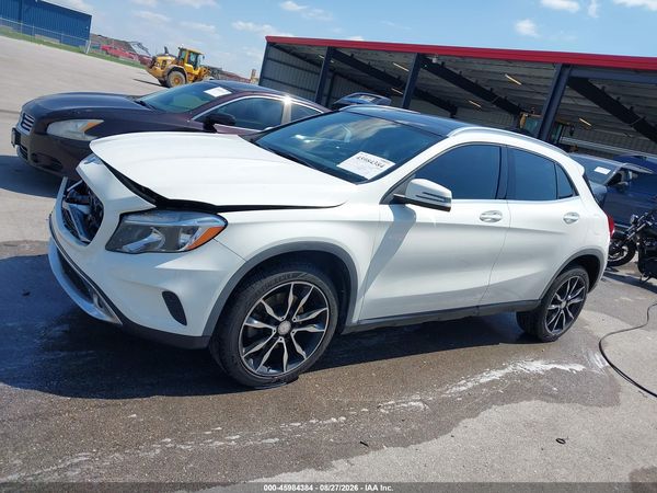 2016 MERCEDES-BENZ GLA 250 4MATIC — I117