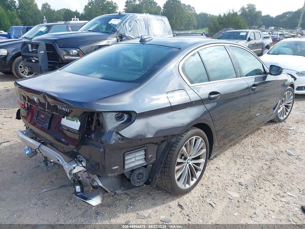2021 BMW 530I — I4
