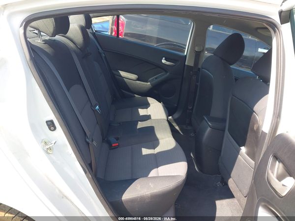 2017 KIA FORTE LX — I8