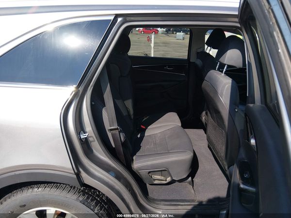 2018 KIA SORENTO 2.4L LX — I8