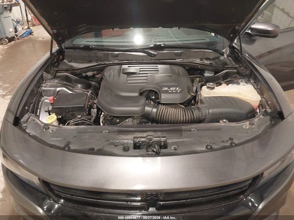 2016 DODGE CHARGER SXT