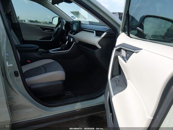 2019 TOYOTA RAV4 XLE — I5