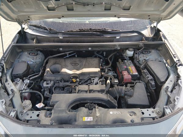 2019 TOYOTA RAV4 XLE — I10