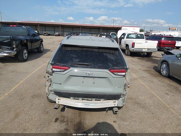 2019 TOYOTA RAV4 XLE — I119