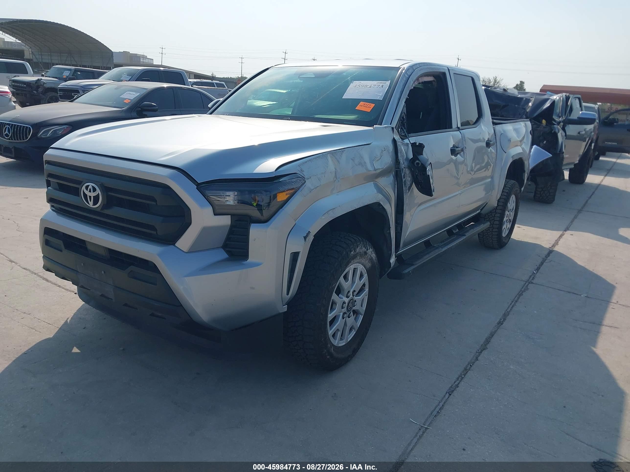 2025 TOYOTA TACOMA SR — I2