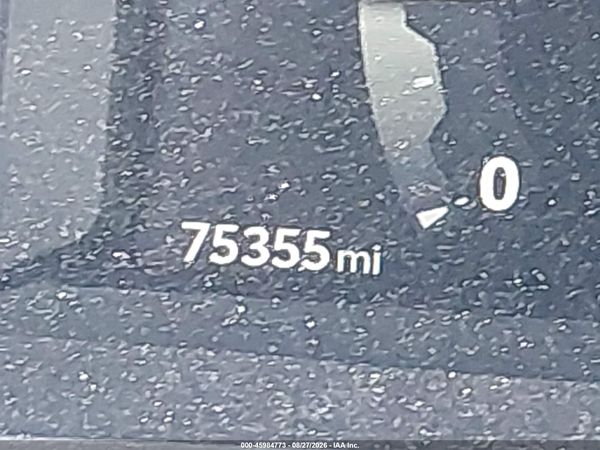 2025 TOYOTA TACOMA SR — I118