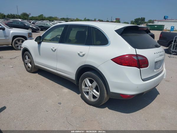 2012 PORSCHE CAYENNE