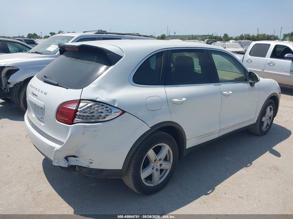 2012 PORSCHE CAYENNE