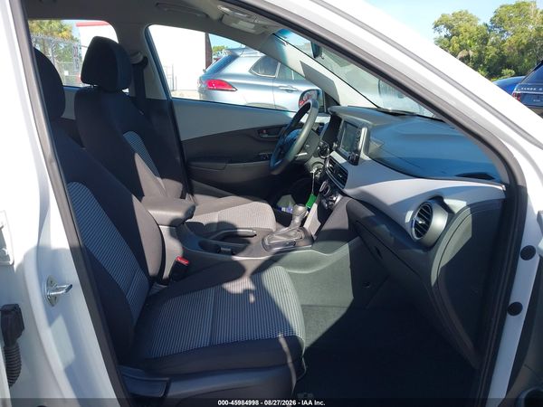 2019 HYUNDAI KONA SE
