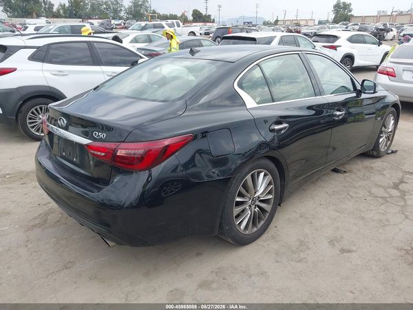 2020 INFINITI Q50 LUXE
