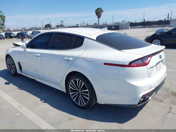 2019 KIA STINGER Base — I3