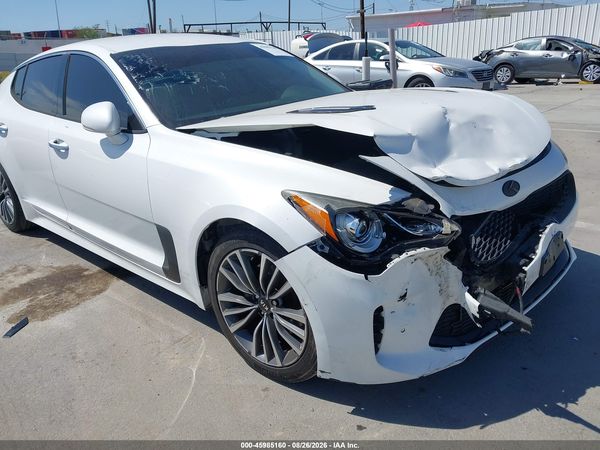 2019 KIA STINGER Base — I86