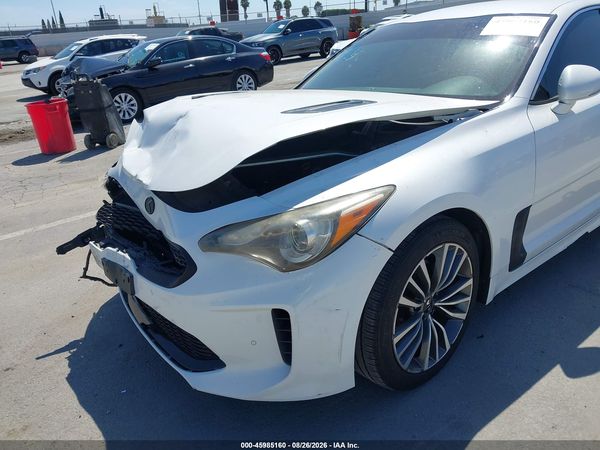 2019 KIA STINGER Base — I87
