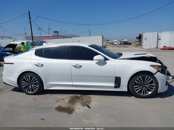 2019 KIA STINGER Base — I116