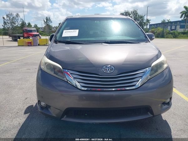 2016 TOYOTA SIENNA LIMITED 7 PASSENGER