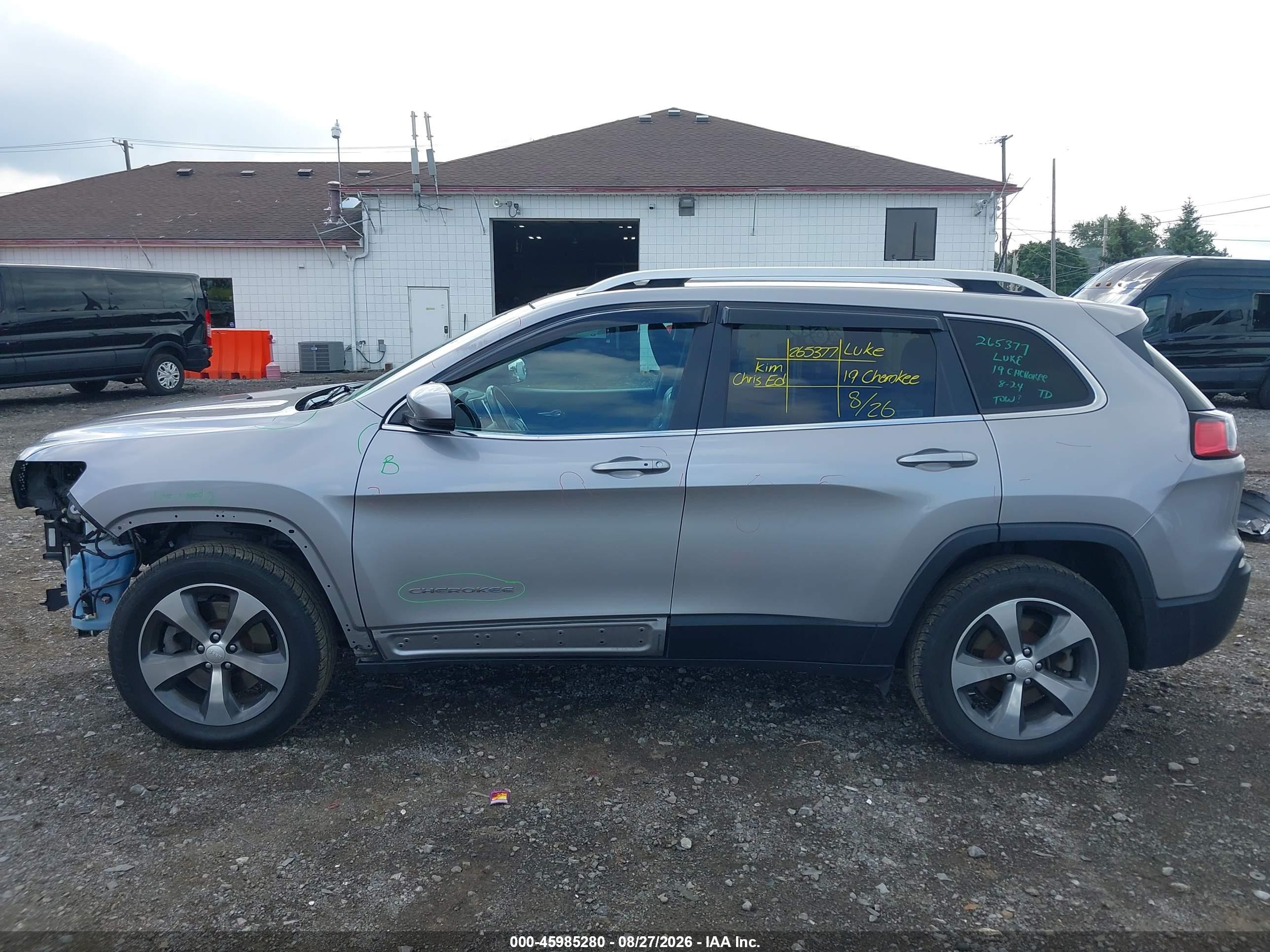 2019 JEEP CHEROKEE LIMITED 4X4